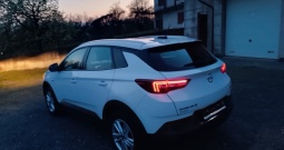 Opel grandland 1.6 cdti -veliki servis-garancija-leasing kartice