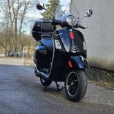 Vespa 300 GTS Super,2020.,reg.7/26,nije uvoz,1.vlasnik,ko iz dućana,može kartice