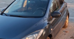 Mazda 2, 55 kw, benzin, reg. 08/2026