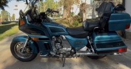 Izuzetno ocuvani Kawasaki cruiser prodajem