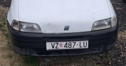 Fiat punto 1.2 , bijele boje, registran
