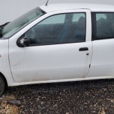 Fiat punto 1.2 , bijele boje, registran