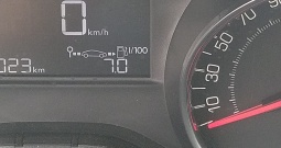 Prodaje se Peugeot 208, 2014.god.