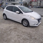 Prodaje se Peugeot 208, 2014.god.