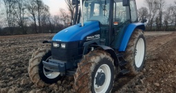 traktor NEW HOLLAND 100 ks