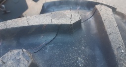 traktor NEW HOLLAND 100 ks