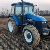 traktor NEW HOLLAND 100 ks