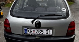 Opel Corsa 1.0