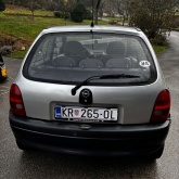 Opel Corsa 1.0 2000g.