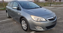 Opel Astra J 1.7 CDTI sports tourer
