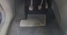 Ford c-max registriran, nove gume