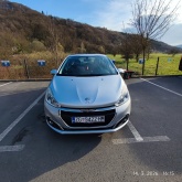 Peugeot 208 1.6 hdi 2016g reg.do 11/26