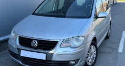 VW Touran 1.6i, 2009.g, dvozonska klima, ispis km, nije uvoz