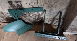 Tomo Vinković TV-523 traktor + priključci i oprema