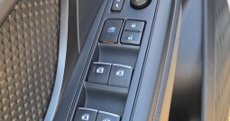 Toyota C-HR 1.2 Turbo reg.1/27 god