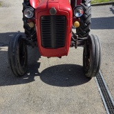 Prodajem traktor IMT 539.