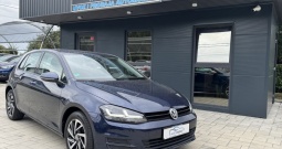 VW Golf 7 1,6 TDI ⭐ LED, Xenon, PDC, Grij.Sjed., Tempomat ⭐