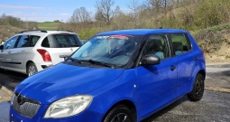 Prodajem auto Škoda