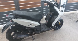 Prodajem scooter Piaggio Typhoon 50 cm