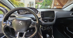 Peugeot 2008 1.6 HDI, mod'14, top stanje, može na kartice!