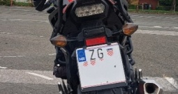 Hondu NC 750 SA, sa dodatnom opremom