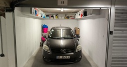 Toyota Auris 1,4D-4D-redovito održavan–prodaja nakon teh. pregleda i reg.