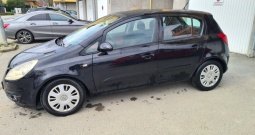 Opel Corsa 1. 3cdti 6 brzina