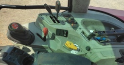 Traktor Massey Ferguson