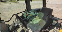 Traktor Massey Ferguson