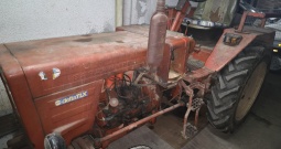 Traktor Vladimirec T-25, noviji model, jedan mjenjač, oglas iz usluge