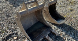 2013 Bager CAT 301.7D + transportna prikolica