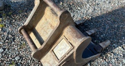 2013 Bager CAT 301.7D + transportna prikolica