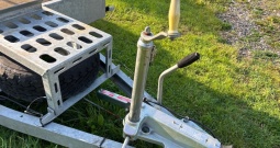 2020 Bager Volvo EC20E + transportna prikolica