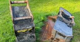 2020 Bager Volvo EC20E + transportna prikolica