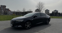 Opel Insignia grand sport matrix