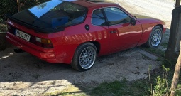 Porsche 924