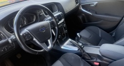 Volvo V40 D2 Momentum, navigacija, klima, Top stanje