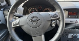 Opel Astra karavan 1.6 benzin, 1. Vlasnik, samo 95ooo kilometara, klima
