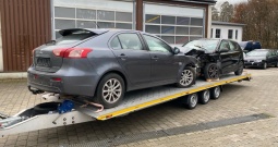 Mitsubishi Lancer 1,8 diesel u dijelovima prodajem