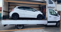 Peugeot 208 1,0 VTi prodajem u dijelovima