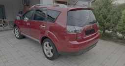 Mitsubishi Outlander 2,0 DID 4x4, 7 sjedala