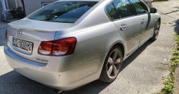 Prodajem za dijelove