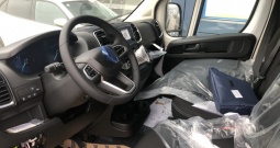 Peugeot Boxer l2h2 2, 2 bluehdi 180 comfort p- novo, 2025 god.