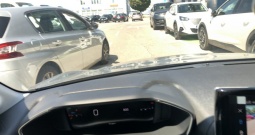 Peugeot 208 allure 1,2 puretech 100 - novo