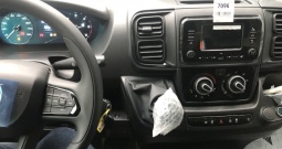 Peugeot Boxer l4h2 2,2 bluehdi 180, 2025 god.