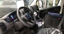 Peugeot Boxer l4h2 2,2 bluehdi 180, 2025 god.