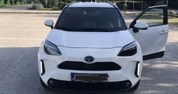 Toyota Yaris Cross Hybrid CVT Sport 2023. god