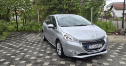 Peugeot 208 Allur/1.2 Benz./Model 2013/Samo 133Tkm/