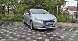Peugeot 208 Allur/1.2 Benz./Model 2013/Samo 133Tkm/