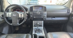 NISSAN NAVARA 3.0 V6 dci 4x4 Double Cab auto